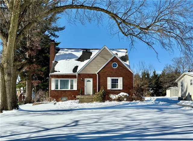 $400,000 | 113 Briercliff Road, Beaver Falls, PA 15010