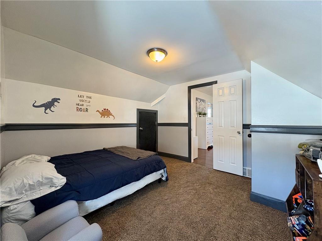 113 Briercliff Road Beaver Falls, PA 15010 - Photo 18 of 39 Upper Level Bedroom (Captive to Primary Bedroom)