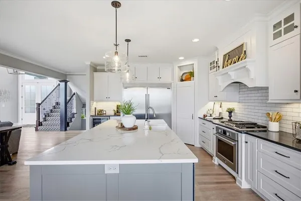 $949,900 | 9784 Houston Street, Lenexa, KS 66227