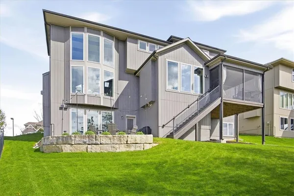$949,900 | 9784 Houston Street, Lenexa, KS 66227