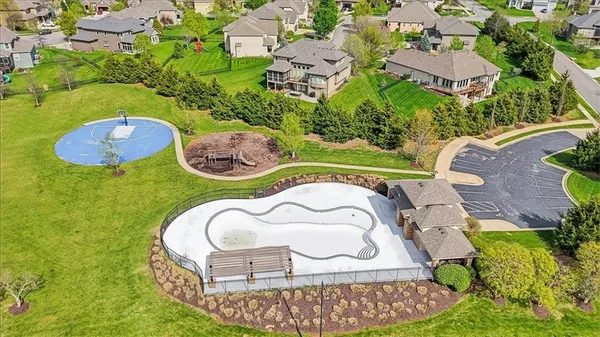 $949,900 | 9784 Houston Street, Lenexa, KS 66227