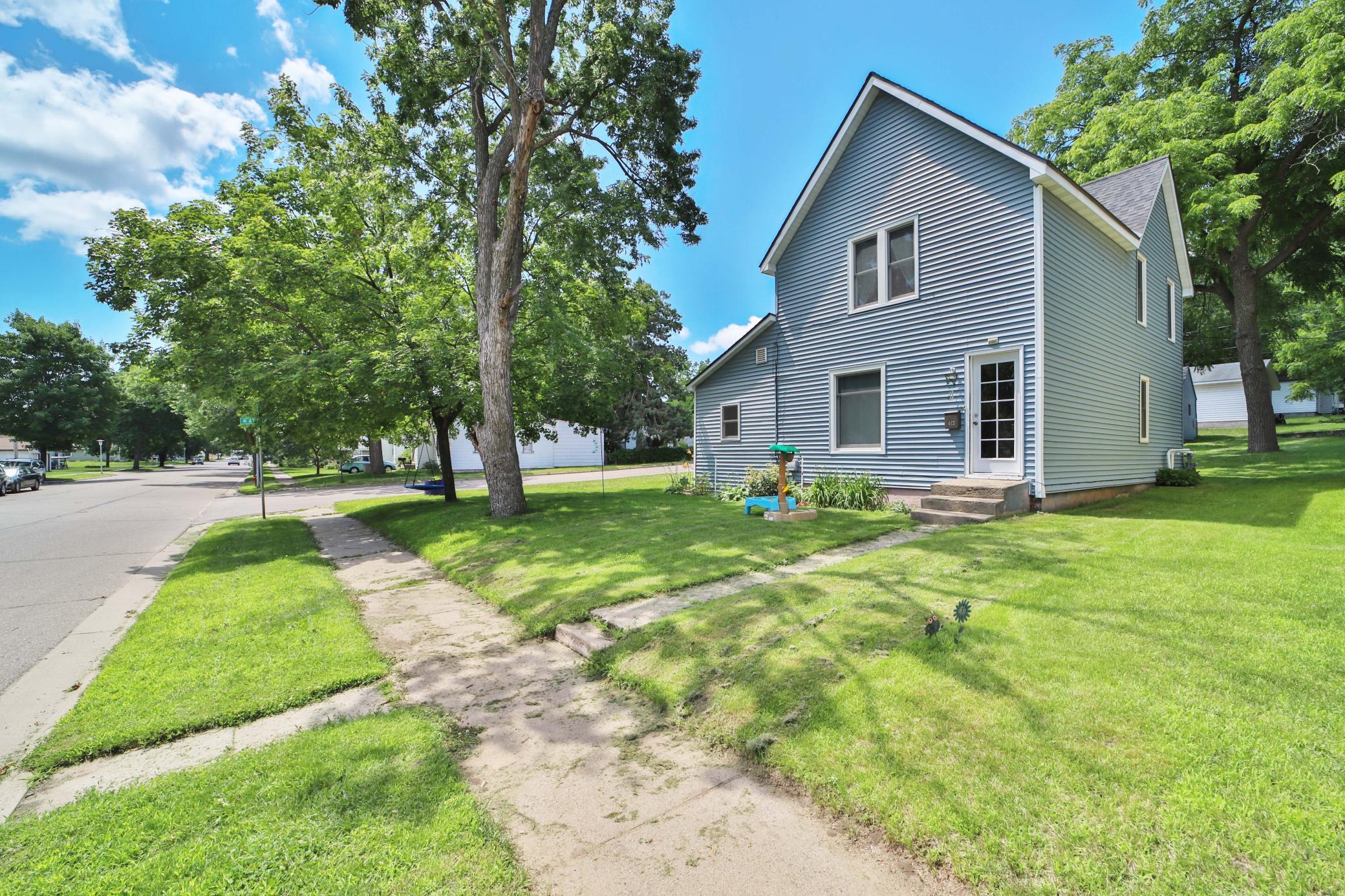 403 8th Street Northeast Staples, MN 56479 - Photo 36 of 41