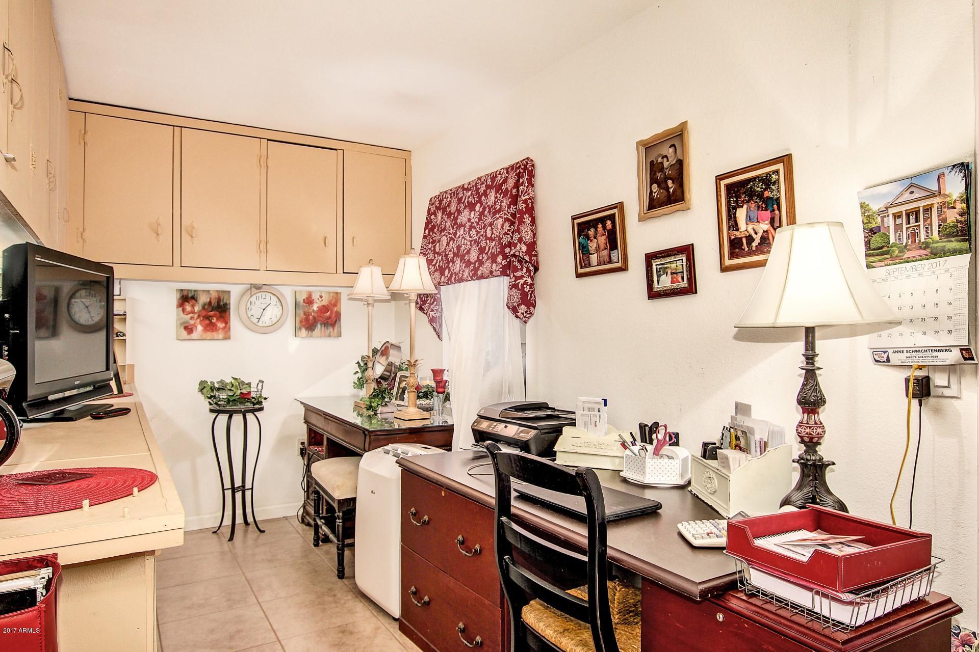 11081 West Frontier Drive Sun City, AZ 85351 - Photo 11 of 24 Office/Den