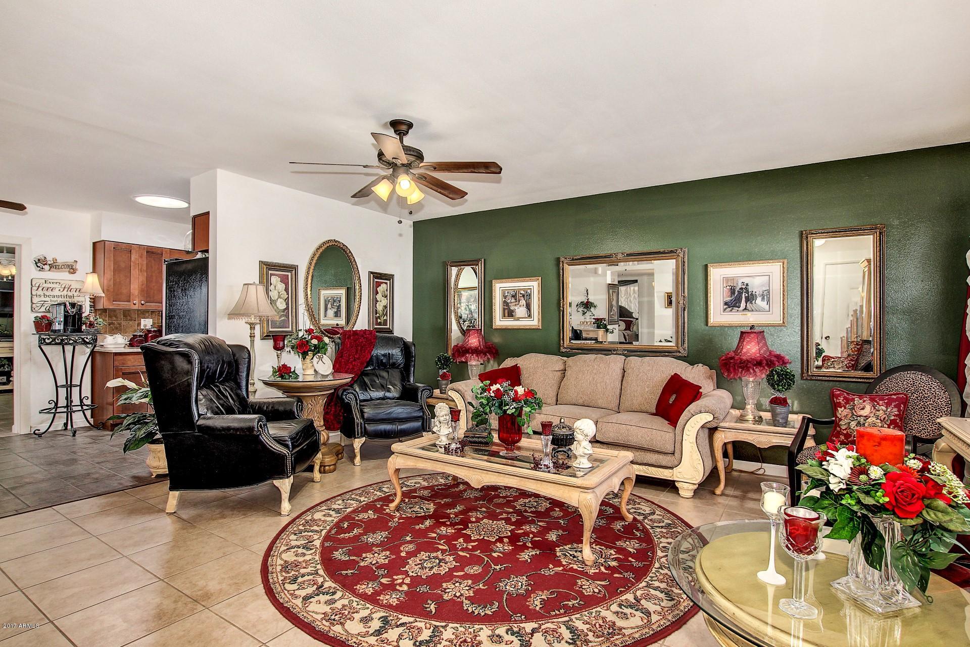 11081 West Frontier Drive Sun City, AZ 85351 - Photo 7 of 24 Living Room