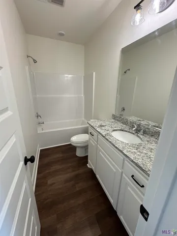 $1,400 | 30024 King Street, Unit D, Walker, LA 70785