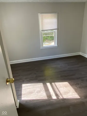 $1,095 | 2373 North Oxford Street, Indianapolis, IN 46218