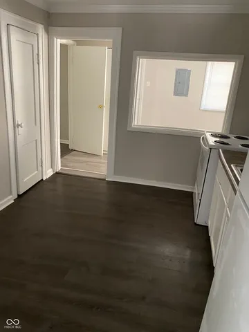 $1,095 | 2373 North Oxford Street, Indianapolis, IN 46218