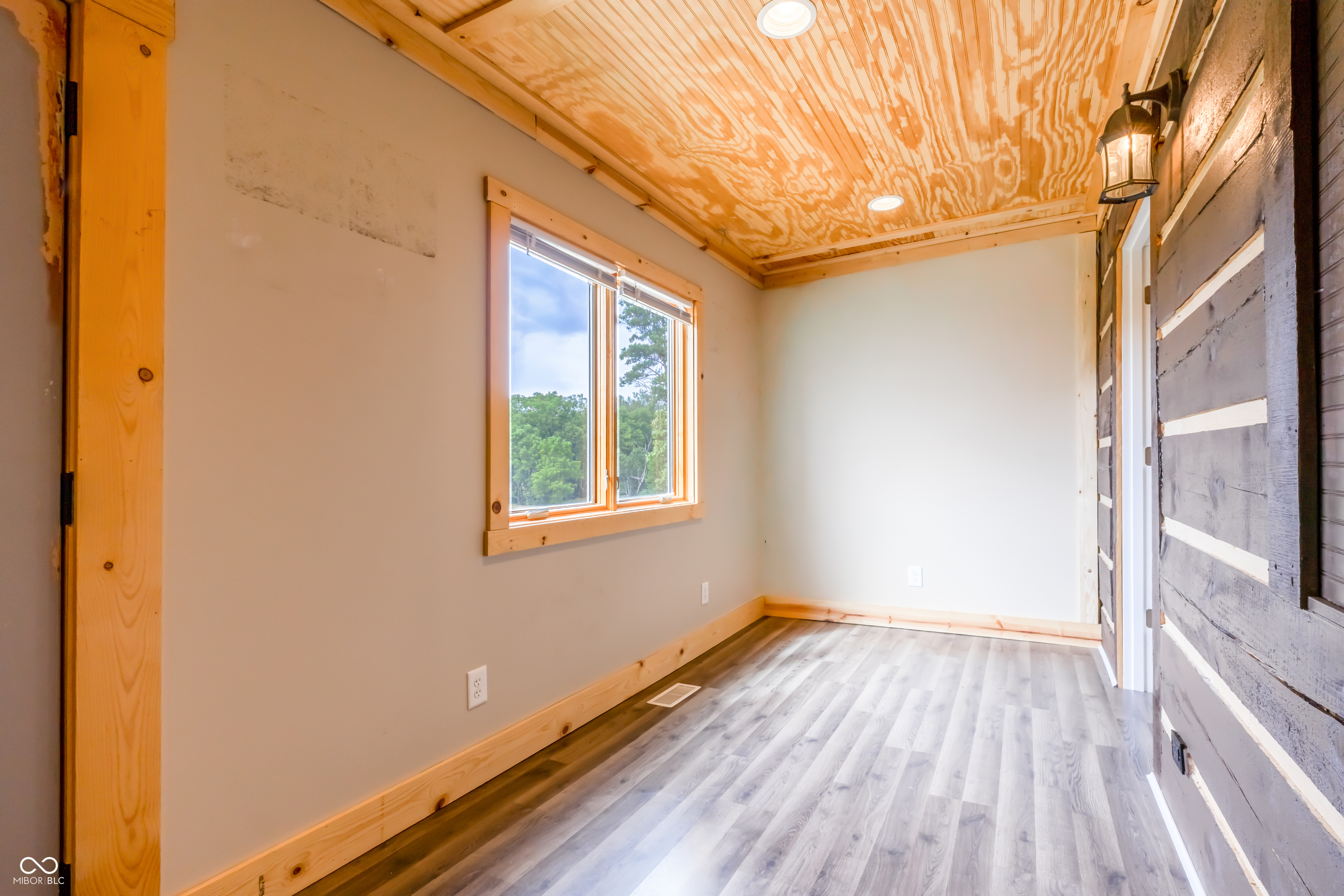 6005 Hoover Road Nashville, IN 47448 - Photo 21 of 25 Gallery Image 21
