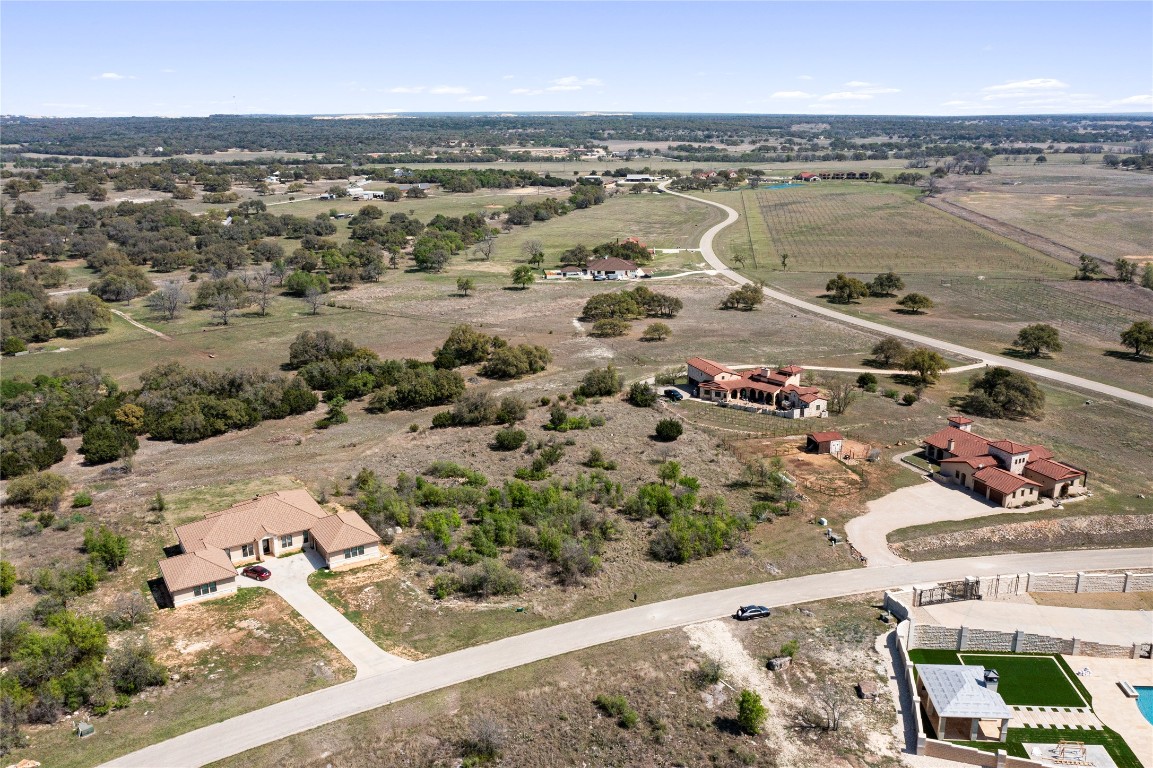 104 Strada Luca Florence, TX 76527 - Photo 6 of 28