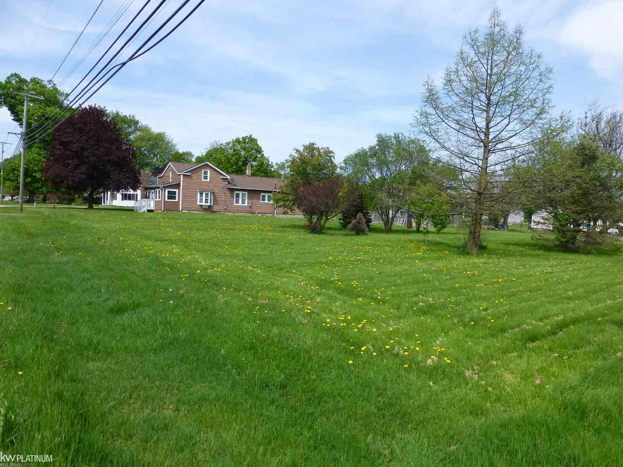 58500 Romeo Plank Road Ray, MI 48096 - Photo 1 of 29 31347967.JPG