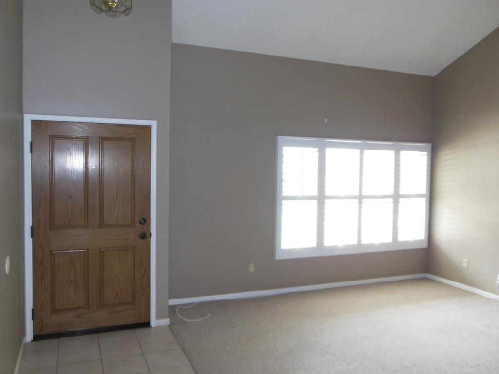 10944 Eddington Road Santee, CA 92071 - Photo 3 of 21