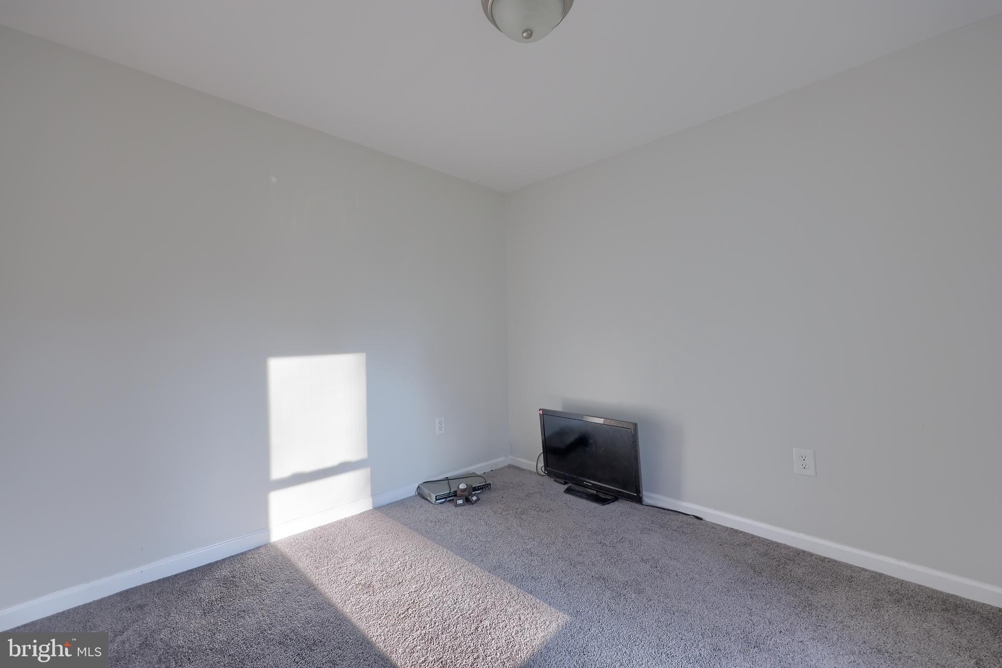 1073 Hopewell Road Oxford, PA 19363 - Photo 15 of 26 Gallery Image 15
