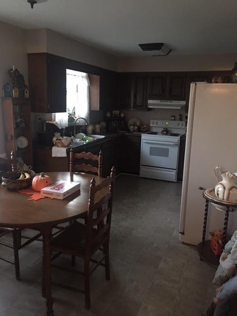 171 Edgmon Road Sweetwater, TN 37874 - Photo 3 of 10 Gallery Image 3