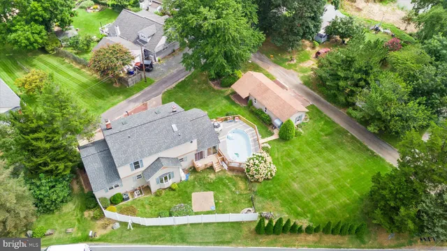 $605,000 | 24 Ferry Point Lane, Earleville, MD 21919