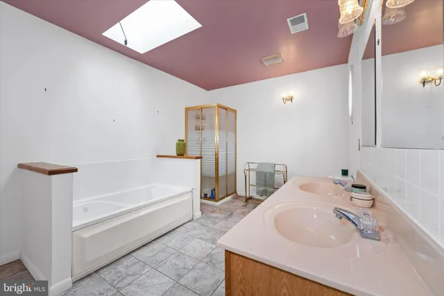 $605,000 | 24 Ferry Point Lane, Earleville, MD 21919