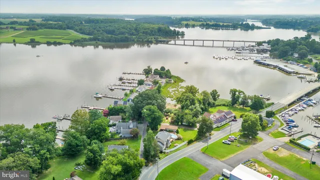$605,000 | 24 Ferry Point Lane, Earleville, MD 21919