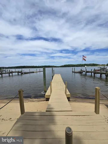 $605,000 | 24 Ferry Point Lane, Earleville, MD 21919