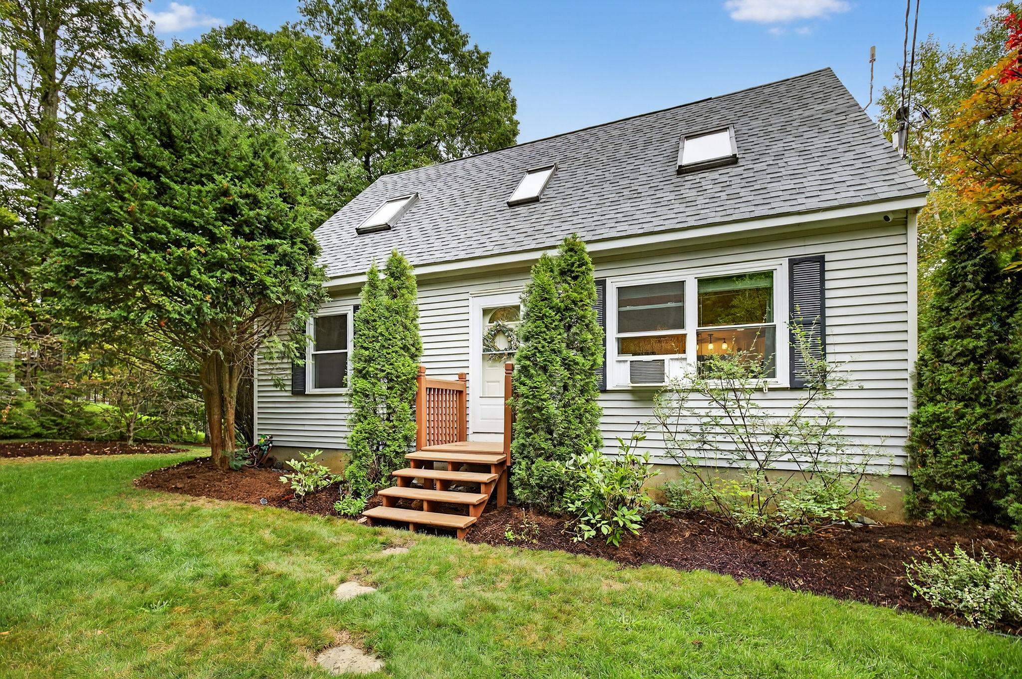 119 Hensmith Road Salisbury, NH 03268 - Photo 3 of 45