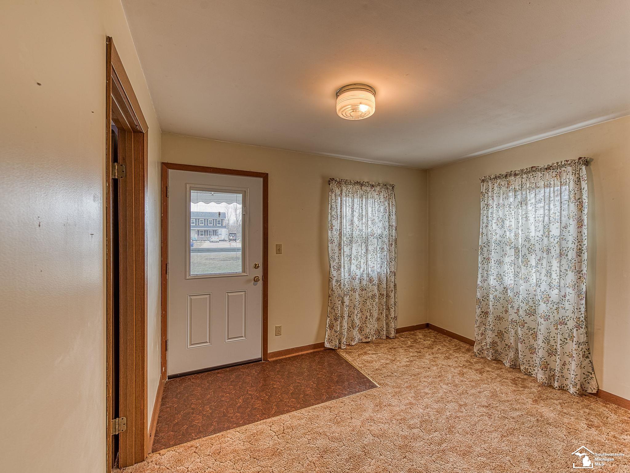 1849 Toben Road Carleton, MI 48117 - Photo 9 of 32