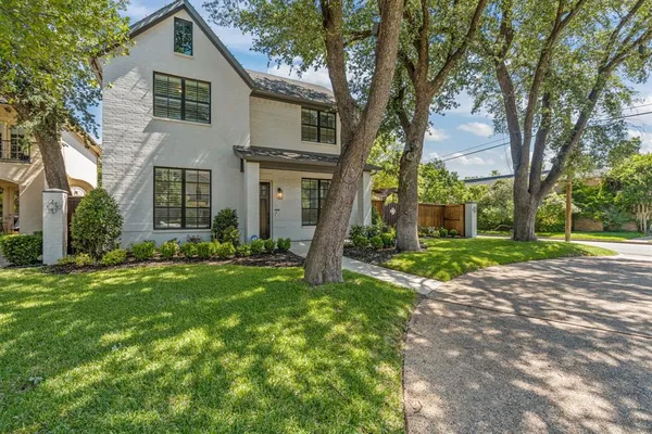 $950,000 | 5500 Collinwood Avenue, Fort Worth, TX 76107