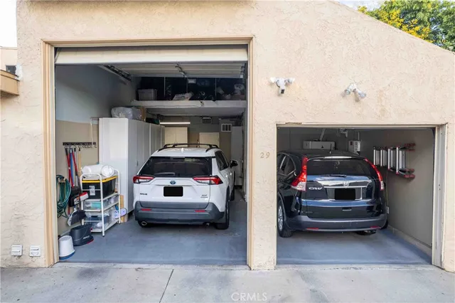 $530,000 | 8633 Balboa Boulevard, Unit 29, Northridge, CA 91325