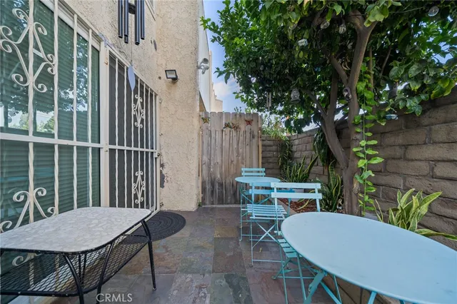 $530,000 | 8633 Balboa Boulevard, Unit 29, Northridge, CA 91325