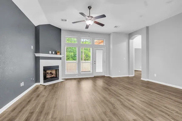 $295,000 | 14320 North Summerchase Circle, Willis, TX 77318