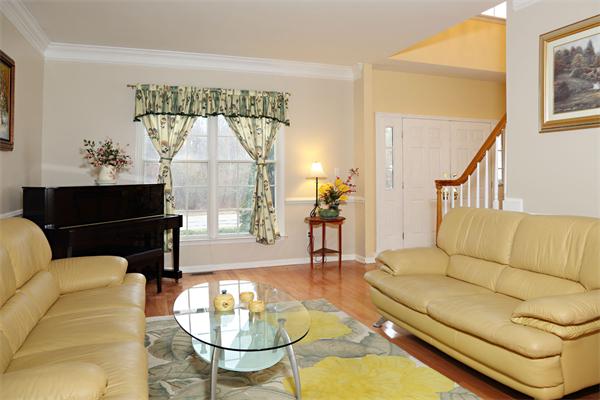 75 Gavins Pond Road Sharon, MA 02067 - Photo 4 of 9 Gallery Image 4