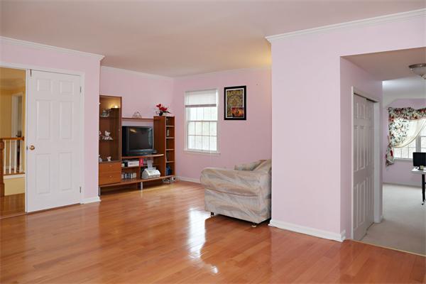 75 Gavins Pond Road Sharon, MA 02067 - Photo 8 of 9 Gallery Image 8