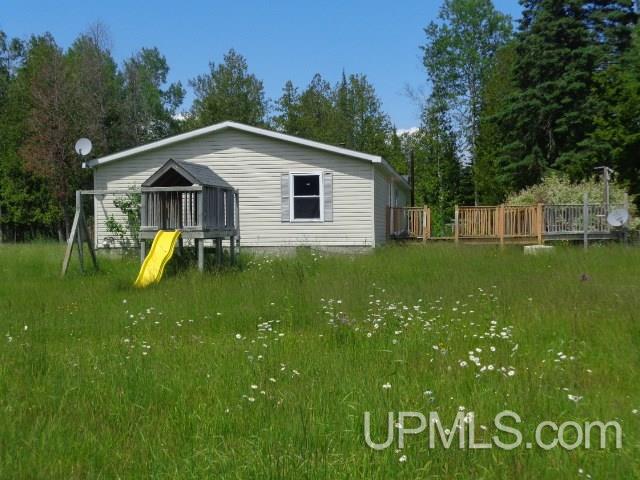 3297 Lex Nelson Road Gulliver, MI 49840 - Photo 3 of 18 Gallery Image 3