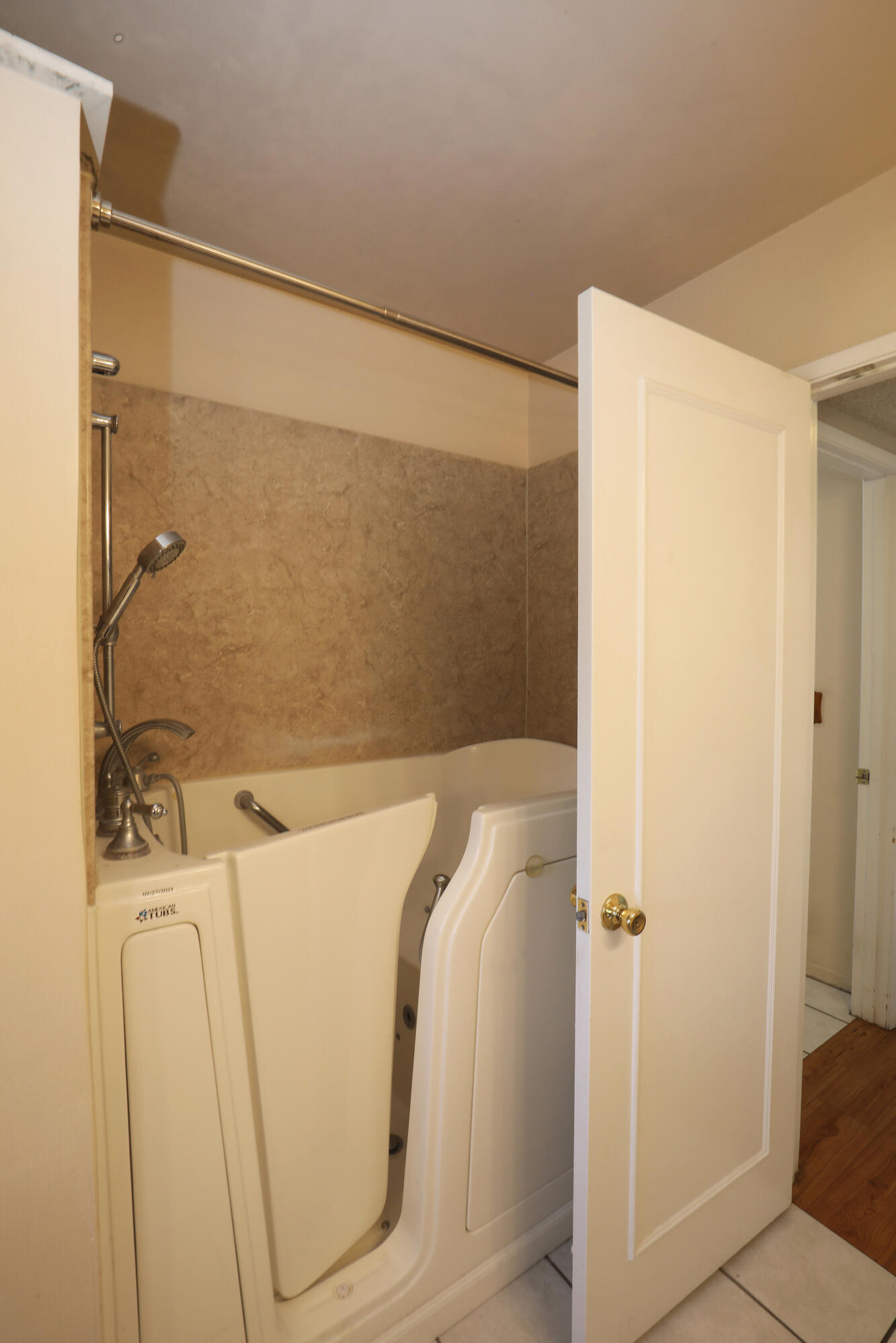 865 Cieneguitas Road Santa Barbara, CA 93110 - Photo 14 of 30 Secondary Bath