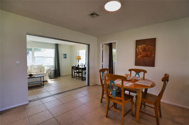 $2,500 | 1141 Royal Road, Venice, FL 34293