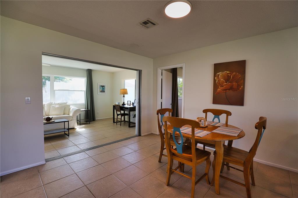 1141 Royal Road Venice, FL 34293 - Photo 11 of 38