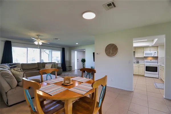 $2,500 | 1141 Royal Road, Venice, FL 34293
