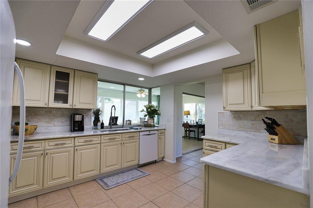 1141 Royal Road Venice, FL 34293 - Photo 22 of 38