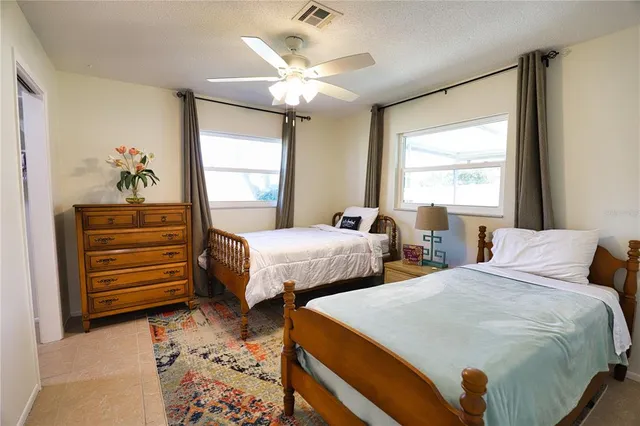 $2,500 | 1141 Royal Road, Venice, FL 34293