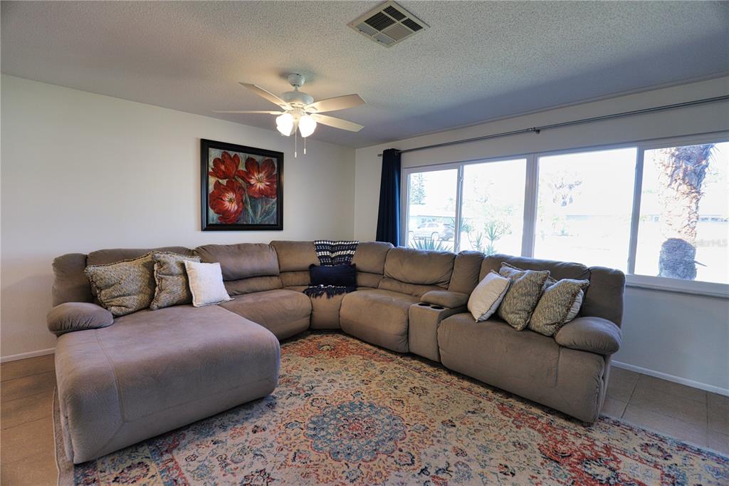 1141 Royal Road Venice, FL 34293 - Photo 7 of 38