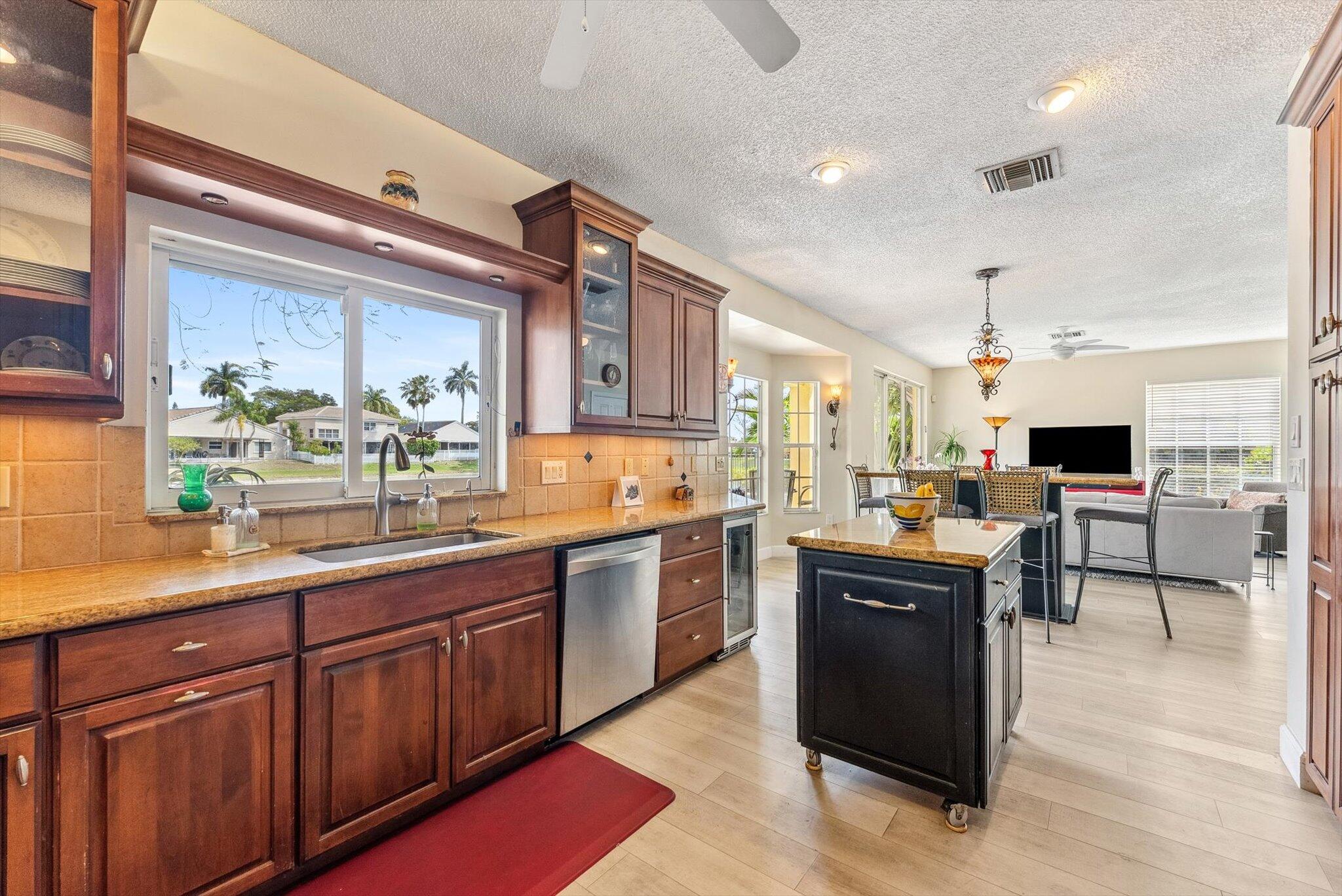 640 Culpepper Terrace Davie, FL 33325 - Photo 20 of 68 a kitchen with lots of counter top space and appliances