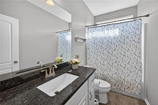 $450,000 | 1325 North 160th Terrace, Basehor, KS 66007