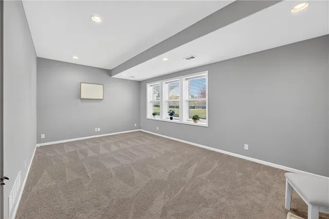 $450,000 | 1325 North 160th Terrace, Basehor, KS 66007