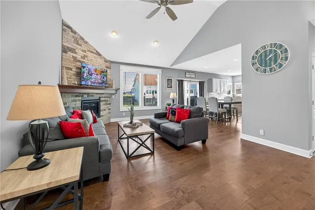 $450,000 | 1325 North 160th Terrace, Basehor, KS 66007