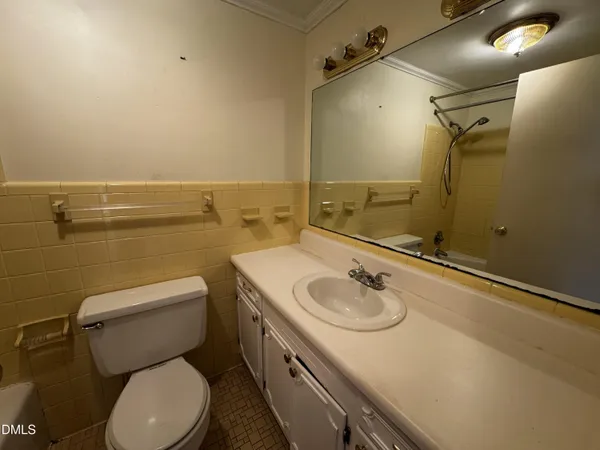 $2,200 | 306 East 1st Street, Kenly, NC 27542