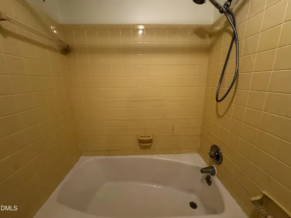 $2,200 | 306 East 1st Street, Kenly, NC 27542