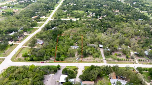 $149,500 | 110 Oak Hollow, Dale, TX 78616