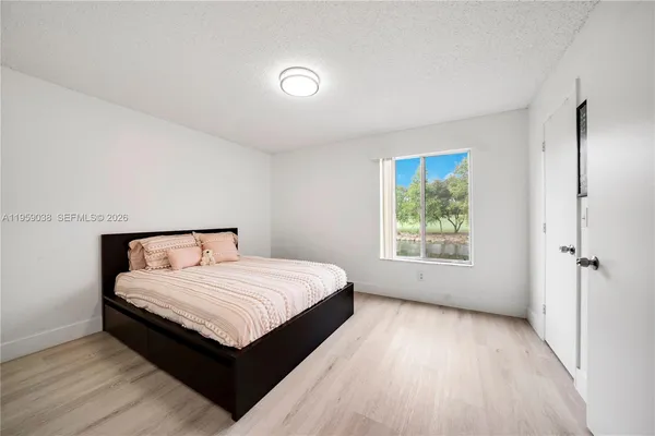 $2,300 | 437 Vista Isles Drive, Unit 2217, Sunrise, FL 33325