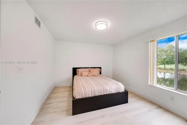 $2,300 | 437 Vista Isles Drive, Unit 2217, Sunrise, FL 33325