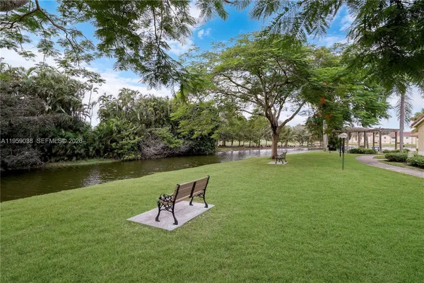 $2,300 | 437 Vista Isles Drive, Unit 2217, Sunrise, FL 33325