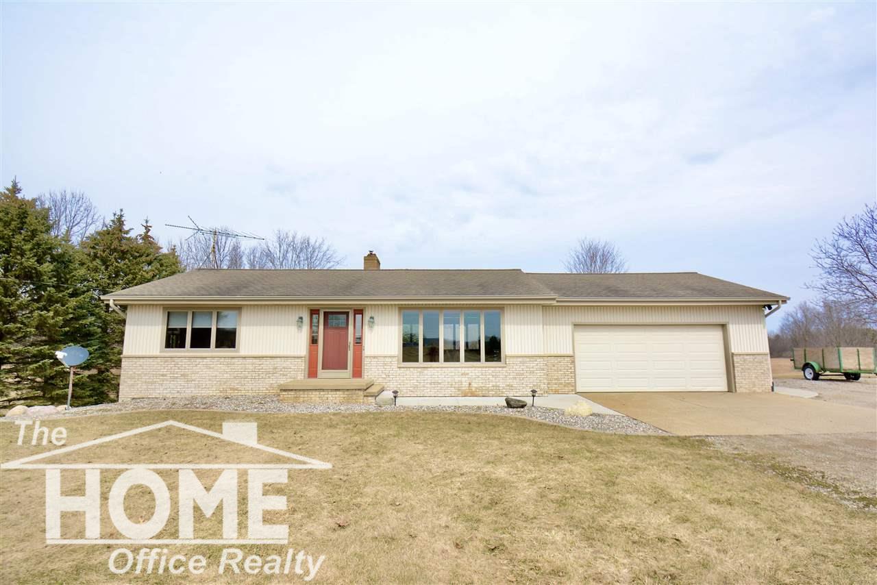 3805 East Hibbard Road Corunna, MI 48817 - Photo 2 of 36