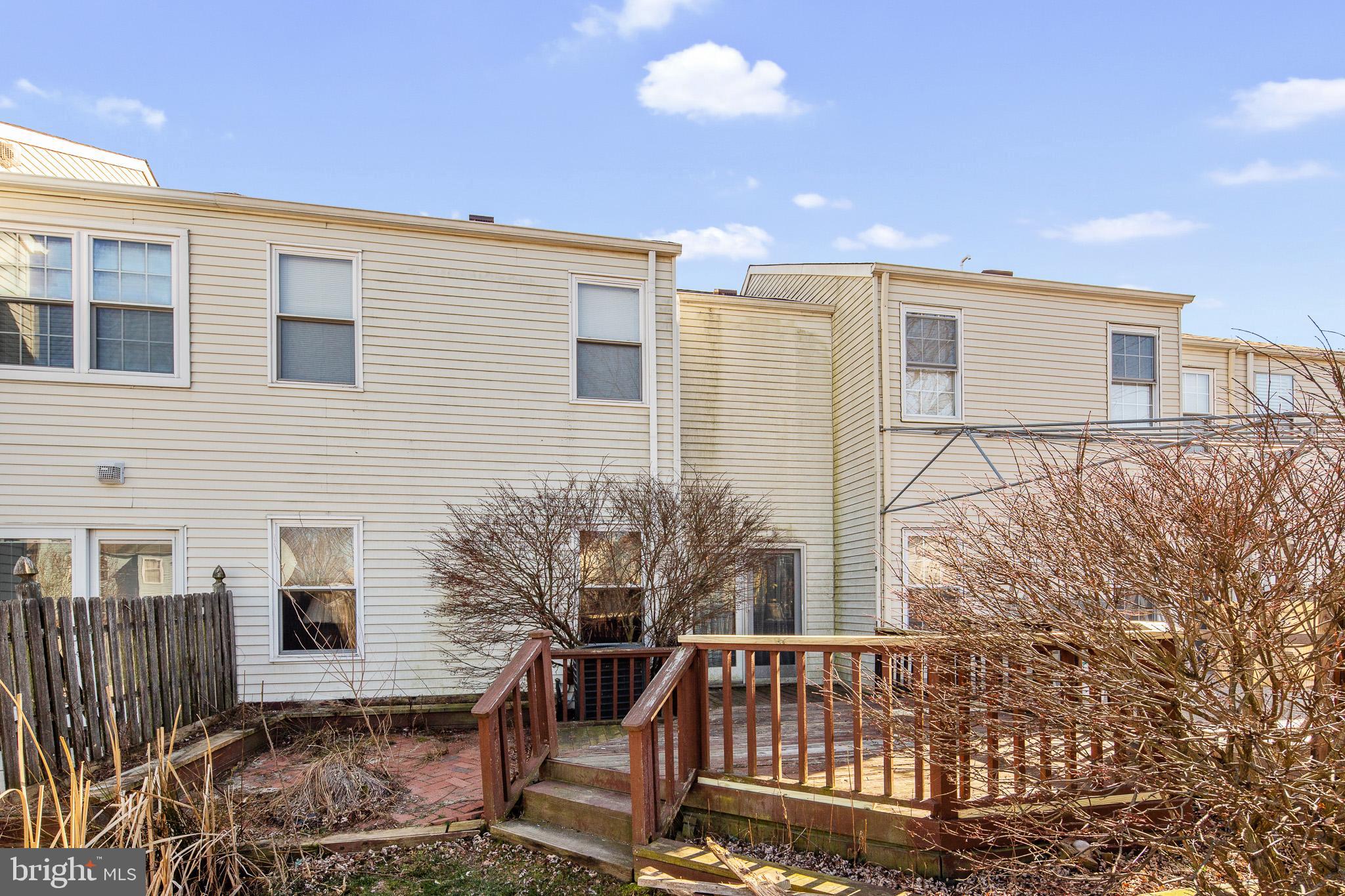 25 North Hill Drive Westampton, NJ 08060 - Photo 8 of 29 Back yard showing the deck