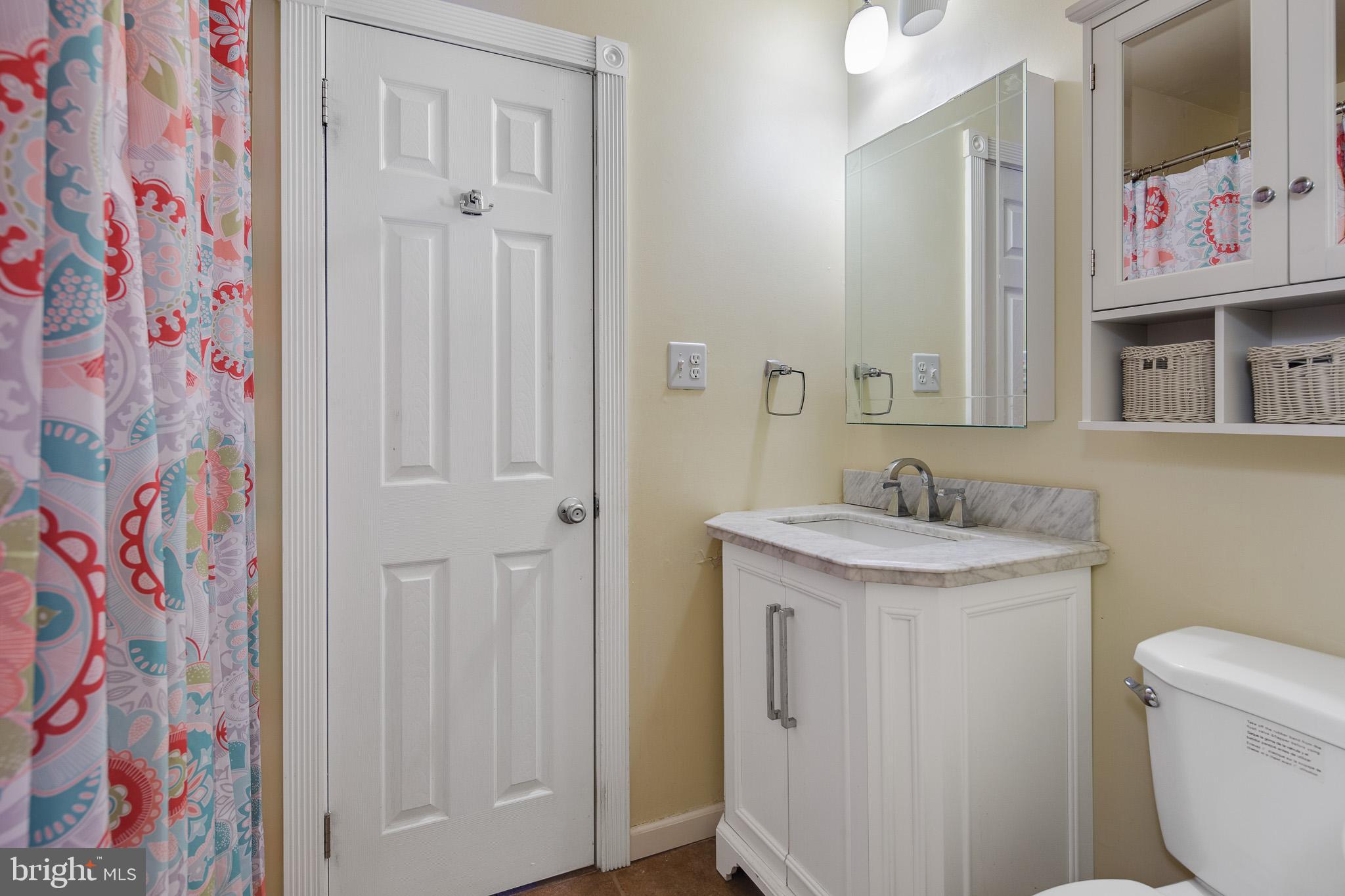 25 North Hill Drive Westampton, NJ 08060 - Photo 10 of 29 Full Bathroom